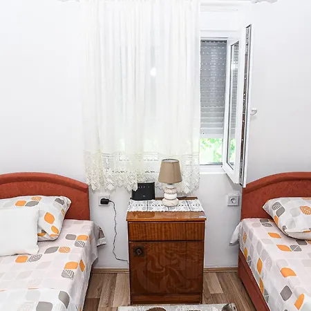 Old House Kontic Apartment Niksic Exterior photo