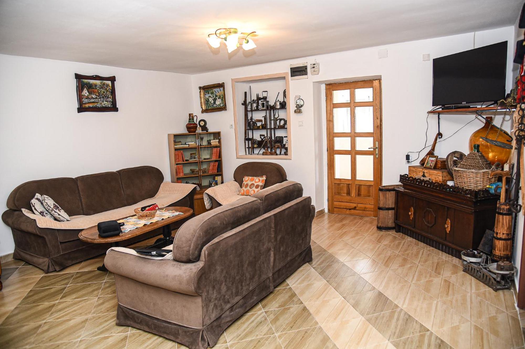 Old House Kontic