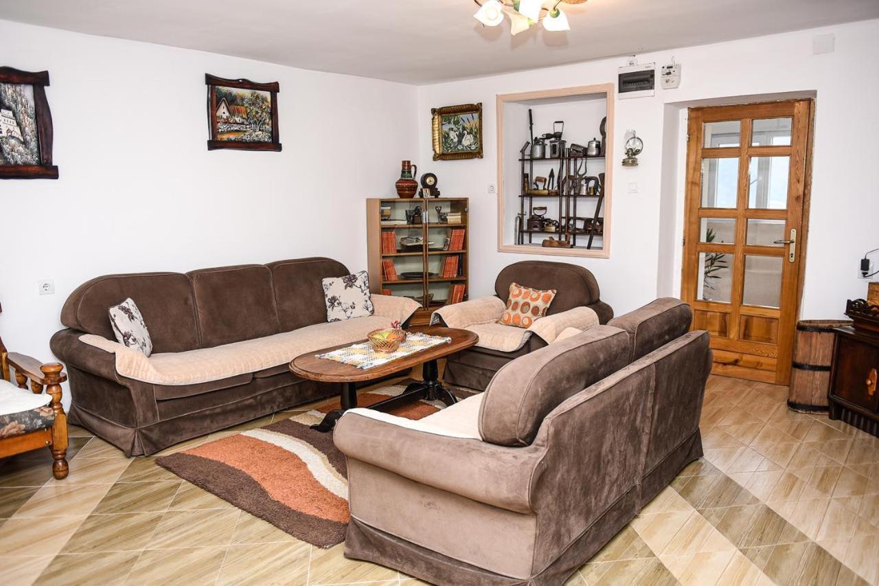 Appartement Old House Kontic