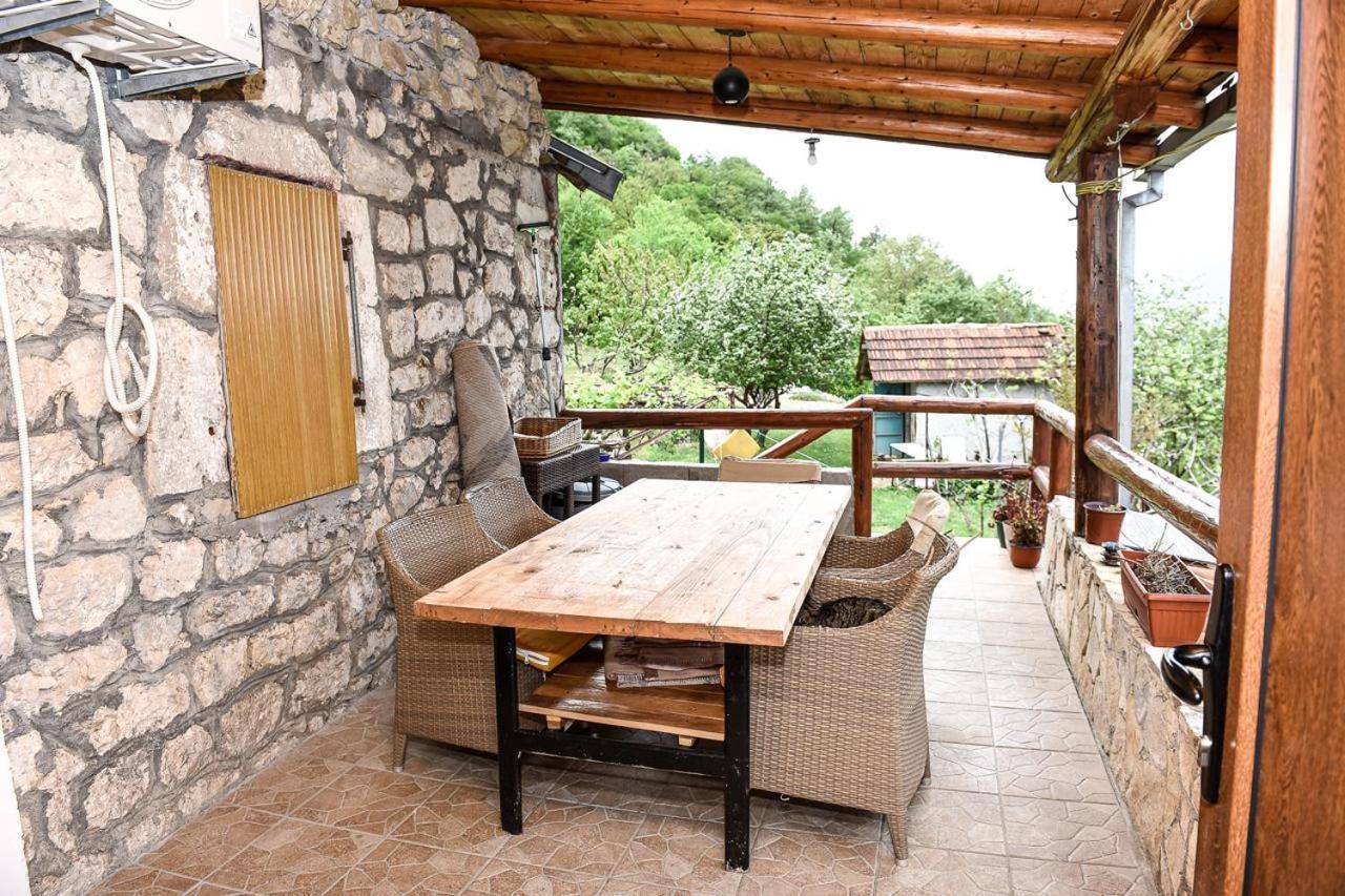 Old House Kontic Appartement *
